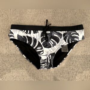 Teamm8 Men's Swim Briefs (M)